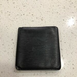 Louis Vuitton Epi Wallet Black Authentic